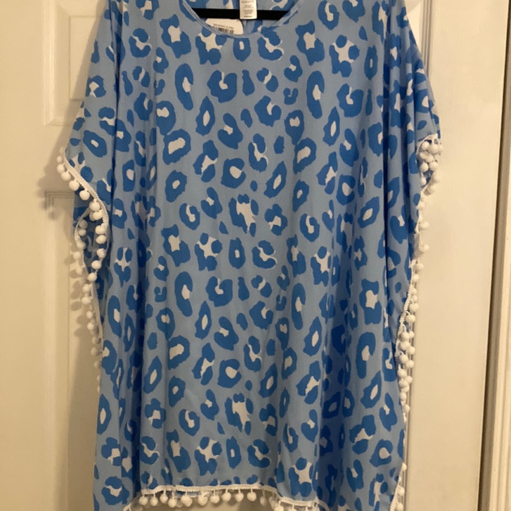 Cool Leopard Pom Pom Cover Up